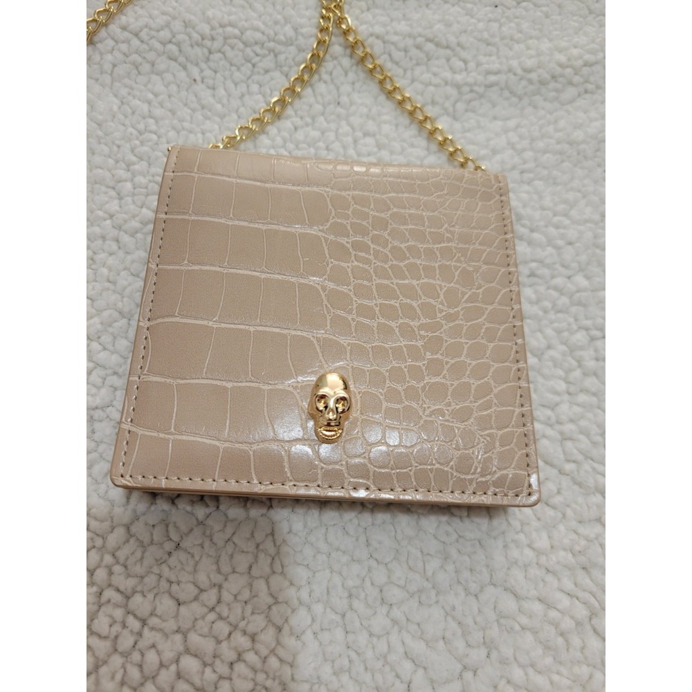 Like Dreams Skull Croc Embossed Vegan Leather Chain Small Clutch Crossbody Bag